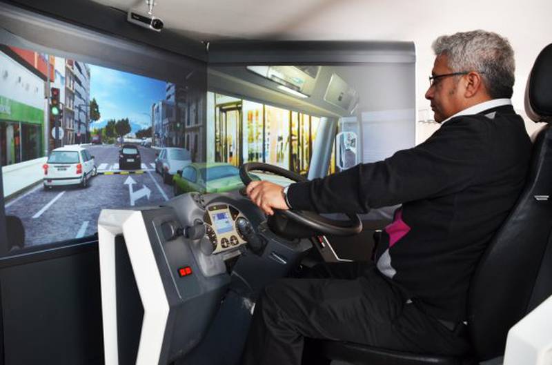 Simulador de conducción de entrenamiento de conductores de autobús