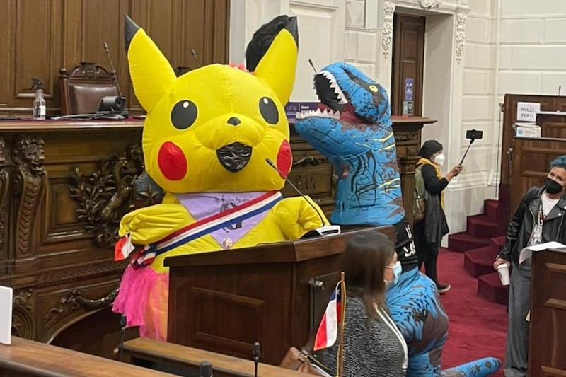 Tía Pikachu