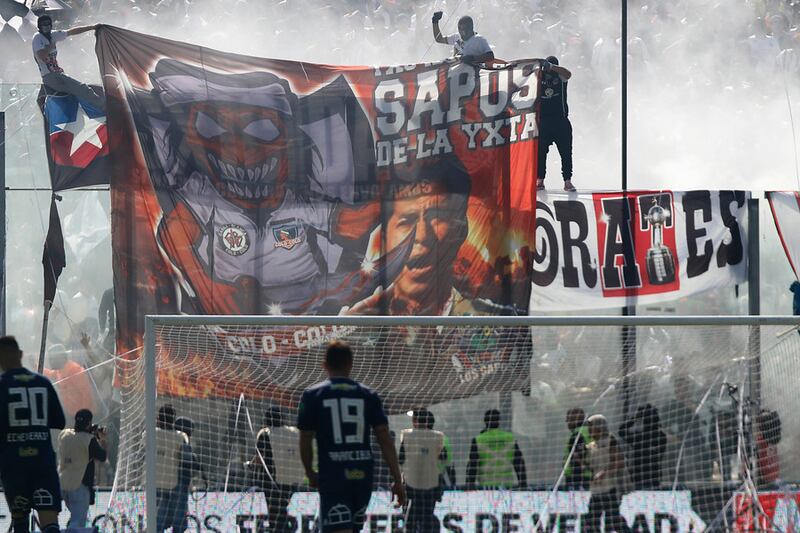 El violento lienzo contra Johnny Herrera en el Superclásico del 2018 en el Monumental