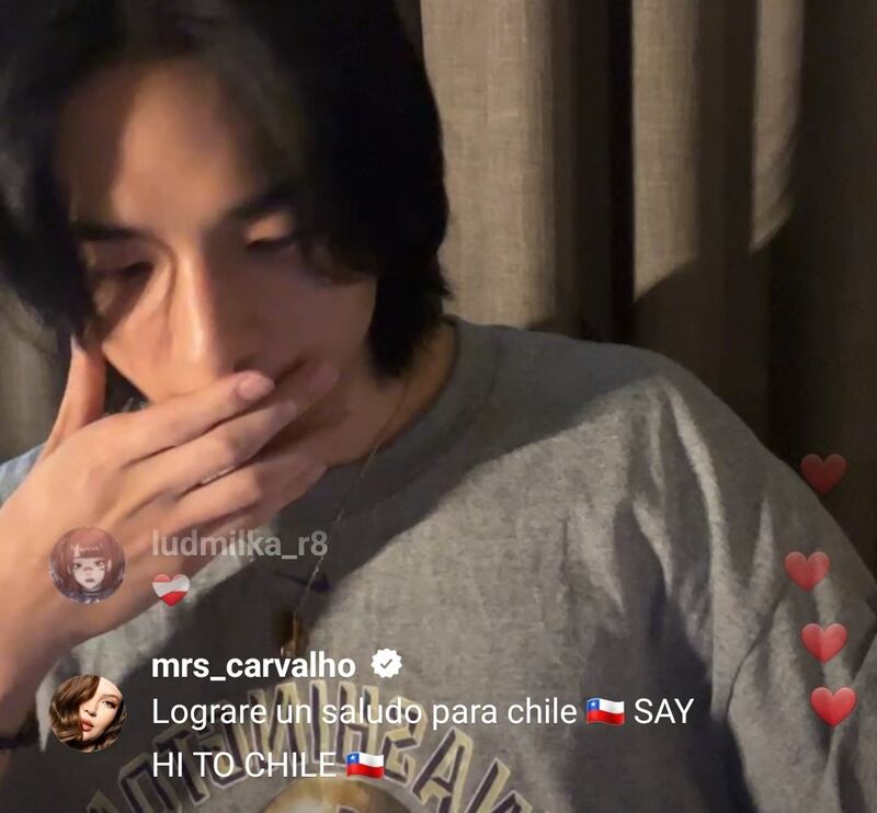 Michelle Carvalho en live de Hyunjin | Fuente: Twitter