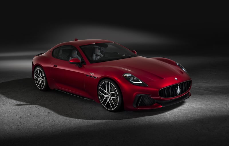 Los modelos de Ferrari, Maserati y Bentley para 2025