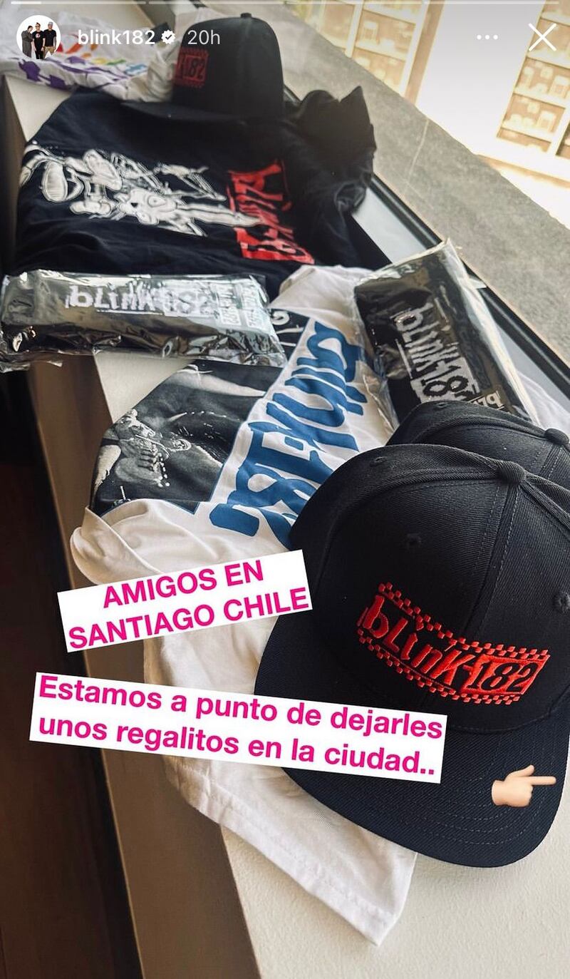 Blink-182 dejó regalos para sus fans. Captura de Instagram.