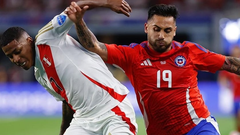 Las selecciones de Chile y Perú se juegan su clasificación a cuartos de final de la Copa América en sus partidos frente a Canadá y Argentina, respectivamente.