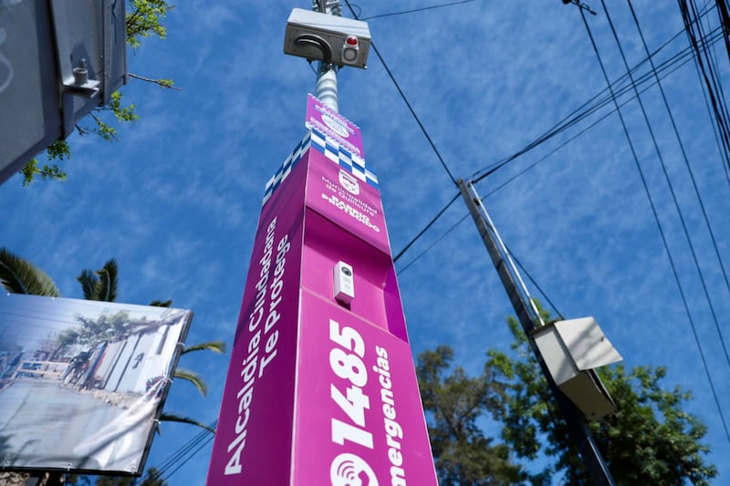 Municipalidad de Quilicura instala “Monopostes de Emergencia” en sectores prioritarios de la comuna