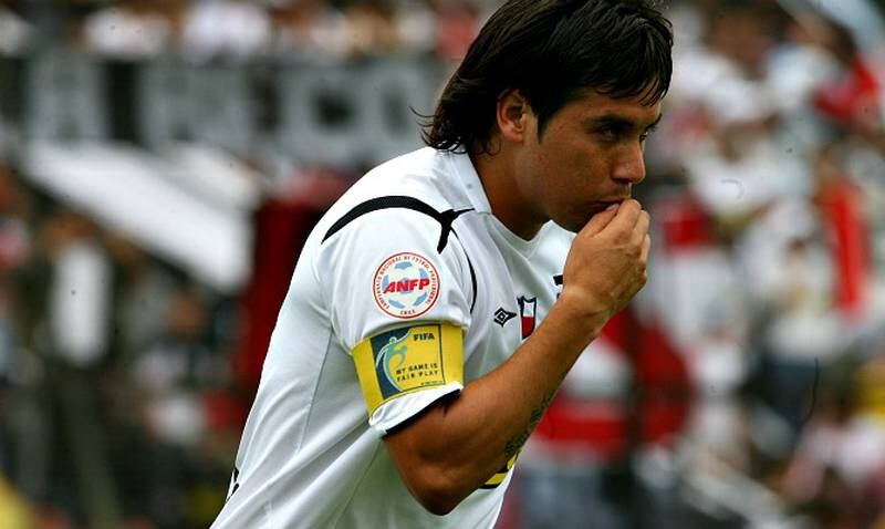 Arturo Sanhueza fue capitán en Colo Colo