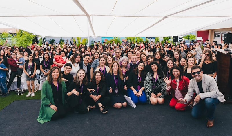 Fundación SoyMás lanza campaña "Sueña sin límites" para capacitar a madres jóvenes y romper ciclos de pobreza