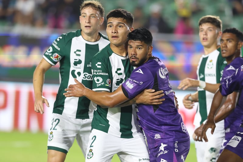 El delantero nacional anotó su primer gol oficial como jugador de Santos Laguna en el torneo mexicano.