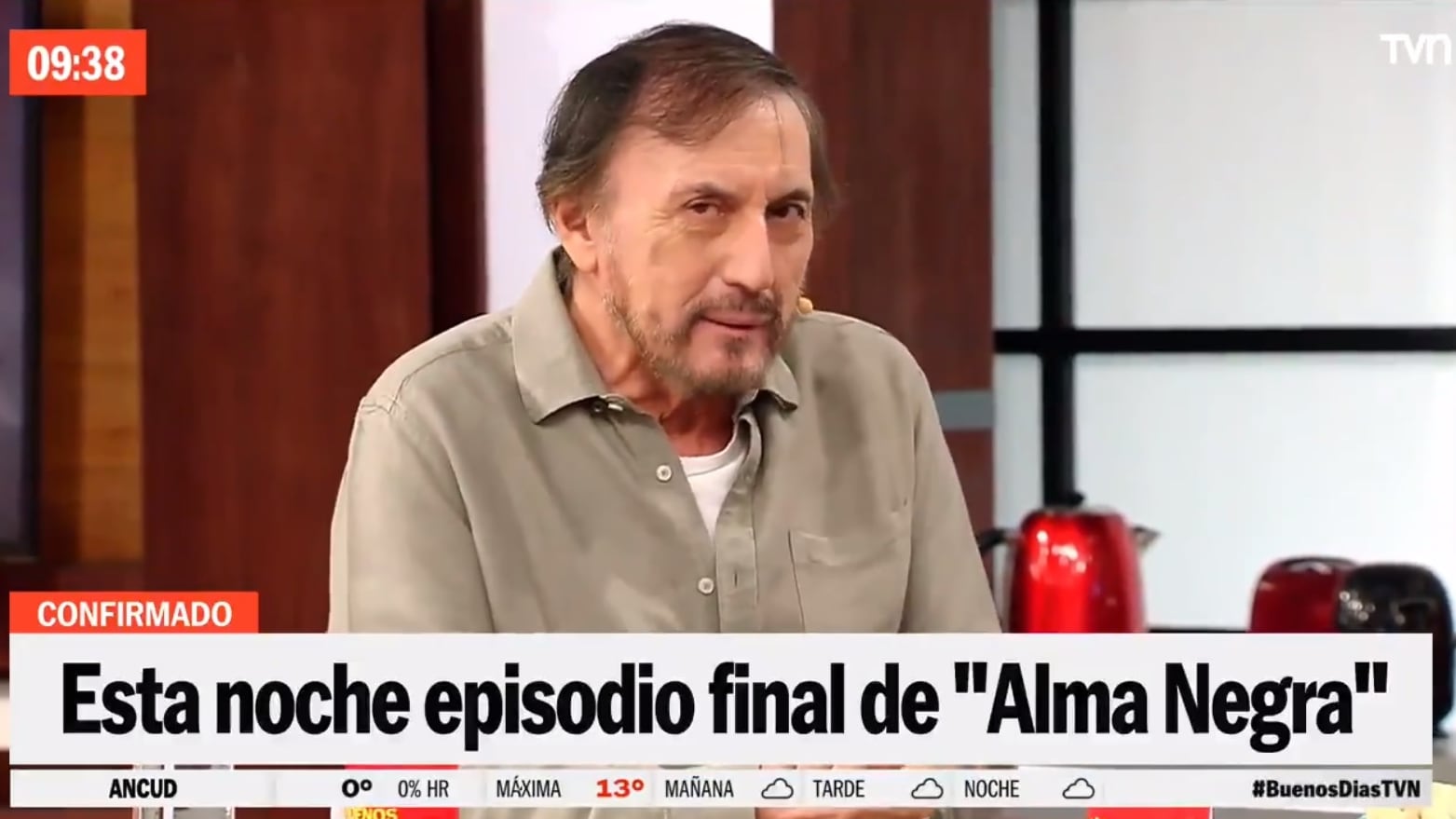 Carlos Pinto defendió esta mañana la emisión del episodio final de la serie "Alma Negra", ficción basada en el asesinato del profesor Nibaldo Villegas.