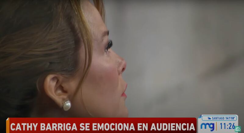 Cathy Barriga se emociona en la audiencia | Captura: Mega