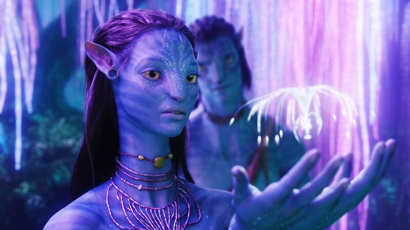 Neytiri (Zoe Saldaña) y Jake Sully (Sam Worthington) en Avatar