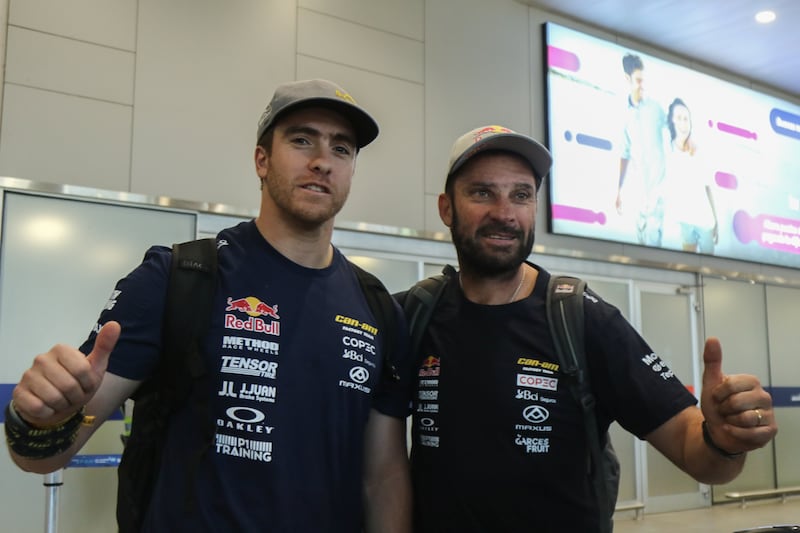 Arriban al país los pilotos chilenos que compitieron en Dakar 2024 | 21 de ENERO de 2024 / PUDAHUEL
Arriban al país los pilotos nacionales Francisco "Chaleco" López y Juan Pablo Latrach, tras participar en el Dakar 2024.
FOTO: JESÚS MARTÍNEZ / AGENCIAUNO