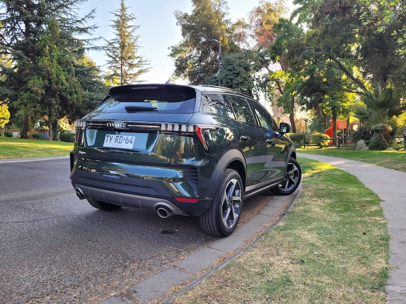 Lynk & Co 06: Diseño escandinavo y tecnología china en un SUV compacto