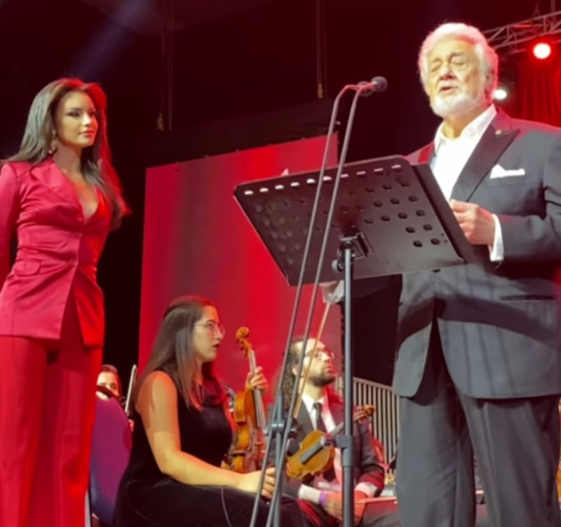 Emilia Dides se subió al escenario junto a Plácido Domingo: “Me sentí increíble”.