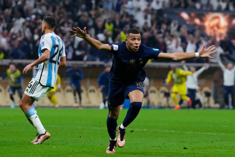 Kylian Mbappé fue el goleador del torneo con 8 tantos