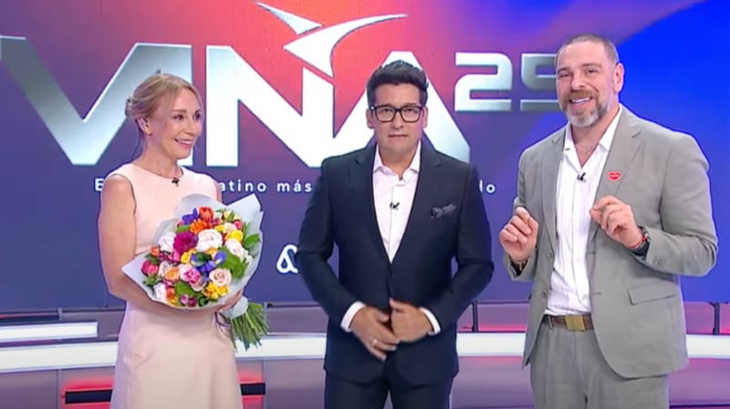 Recibimiento de Rafael Araneda en Mega | Captura: Mucho Gusto