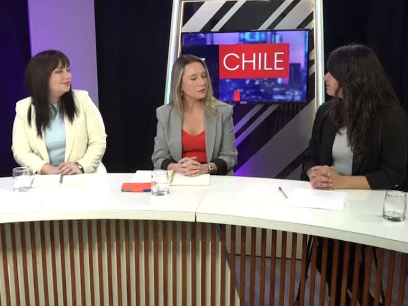 Las candidatas Marcela Cubillos Hevia, Catalina San Martín y Constanza Schönhaut. / STGO TV