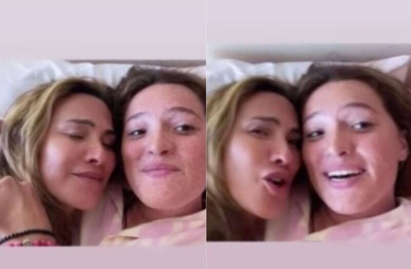 Angélica Castro y Laura de la Fuente