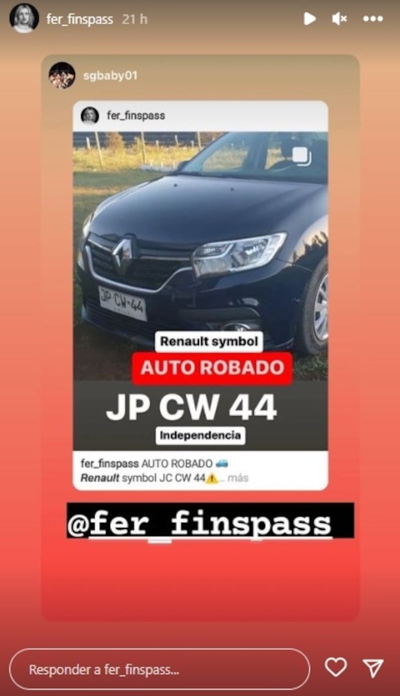 La actriz denunció el robo del auto en sus redes sociales.