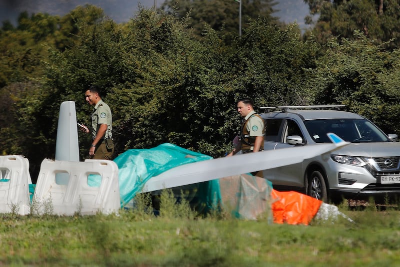 Piloto de planeador fallece en aeródromo de Vitacura | 25 DE ENERO DE 2025 / SANTIAGO
Accidente en Aeródromo de Vitacura, una avioneta planeador se estrella antes de despegar, producto de esto, el piloto falleció en el lugar
FOTO: DIEGO MARTIN /AGENCIAUNO