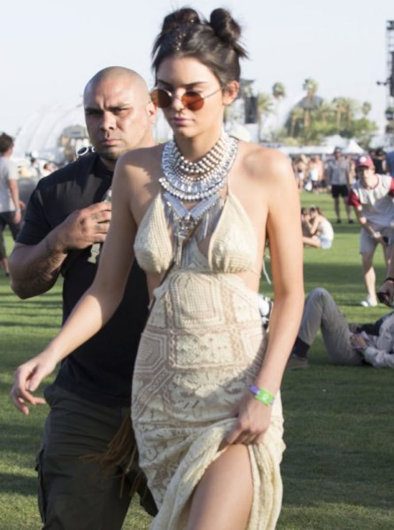 Coachella: Kendall Jenner presume su piercing en el pezón – Publimetro Chile