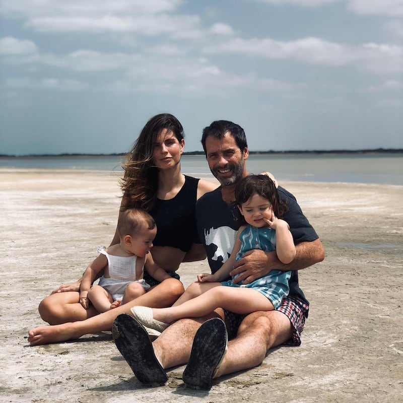 Juan Pablo Shuk junto a su familia