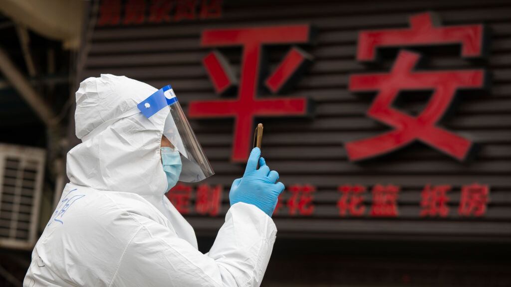 Científicos chinos desarrollan cepa de coronavirus extremadamente letal